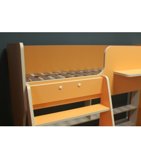 Кровать чердак Р432 Капризун 1 оранжевый с полками